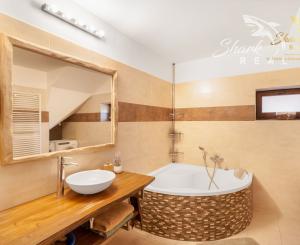 Priestranný dom v lone prírody