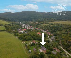 Priestranný dom v lone prírody