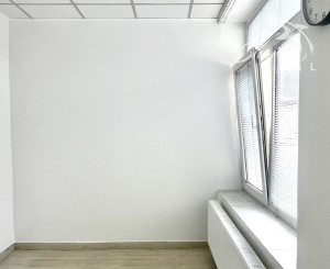 Útulný priestor vhodný ako kancelária, či iná prevádzka