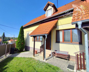 REZERVOVANÉ - Novinka! Priestranný rodinný dom v peknej prírode 