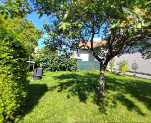 REZERVOVANÉ - Novinka! Priestranný rodinný dom v peknej prírode 