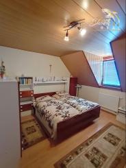 REZERVOVANÉ - Novinka! Priestranný rodinný dom v peknej prírode 