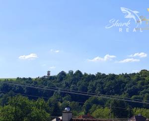 REZERVOVANÉ - Novinka! Priestranný rodinný dom v peknej prírode 