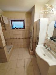 REZERVOVANÉ - Novinka! Priestranný rodinný dom v peknej prírode 