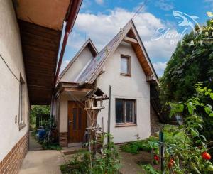 Rodinný dom s chatkou ideálny na rekonštrukciu v obci Považany