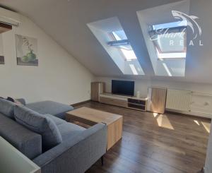 ***Zariadený 3-izbový byt priamo v CENTRE Trnavy***