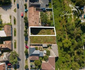 Atraktívny stavebný pozemok pri hlavnej ceste v Piešťanoch