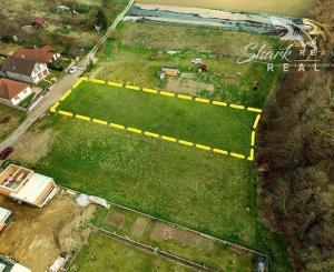 Predám STAVEBNÝ POZEMOK  1317 m2