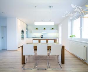 Dvojposchodový 5-izbový byt v blízkosti centra Bratislavy