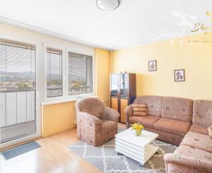 Priestranný 3-izbový byt s panoramatickým výhľadom 