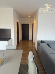 Priestranný 3-izbový byt s dvoma loggiami - Senec 