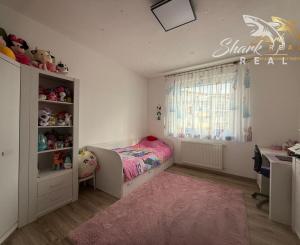 Priestranný 3-izbový byt s dvoma loggiami - Senec 