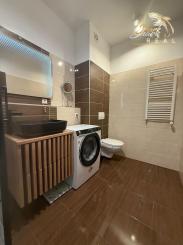 Priestranný 3-izbový byt s dvoma loggiami - Senec 