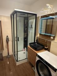 Priestranný 3-izbový byt s dvoma loggiami - Senec 