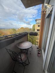 Priestranný 3-izbový byt s dvoma loggiami - Senec 