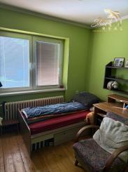 Na predaj starší 3-izbový rodinný dom Pezinok - Grinava