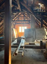 Na predaj starší 3-izbový rodinný dom Pezinok - Grinava