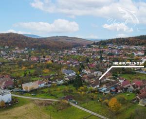 Útulný dom s nádhernou záhradou v krásnej prírode