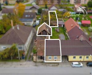 Nová cena! Rodinný dom v centre Žarnovice – ideálny aj na podnikateľské účely