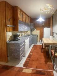 Ponúkame Vám na predaj 3-izbový byt na Ždiarskej ulici v mestskej časti Nad jazerom, Košice