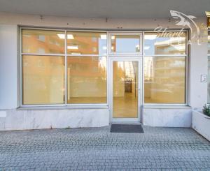 Obchodný priestor v srdci Piešťan – pripravený na vaše podnikanie