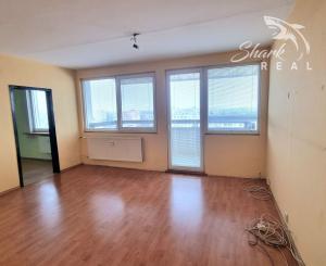 Na predaj 3-izbový byt na kompletnú rekonštrukciu 