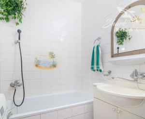 TOP lokalita, skvelá cena! Na predaj 3 izbový byt v Nových Zámkoch