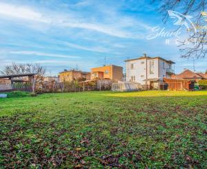 Pekný rodinný dom neďaleko centra mesta