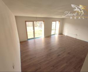 Byt v novostavbe so záhradou neďaleko tajchu Nová Baňa