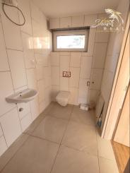 Byt v novostavbe so záhradou neďaleko tajchu Nová Baňa