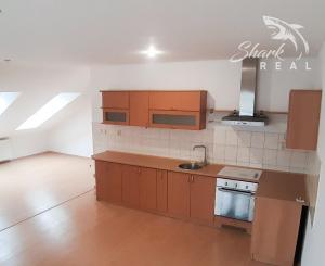 Prenájom 2-izbového bytu Vrbové