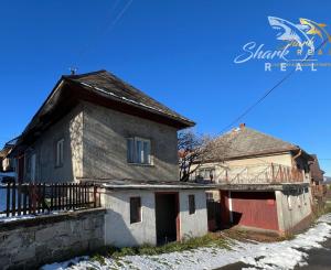 Rodinný dom s garážou a samostatnou chalupou