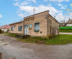 OBCHODNO - SKLADOVÝ PRIESTOR , kaviareň, potraviny alebo iné služby?