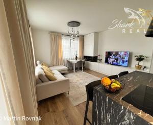 Štýlové bývanie bez kompromisov – zariadený 3i byt v novostavbe Einpark