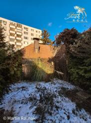 Jedinečný objekt s vysokými stropmi a átriom pre vaše podnikanie