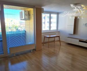 SVETLÝ a PRIESTRANNÝ 2i byt _ Prenájom_ Devínska nová Ves