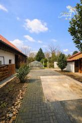 Na predaj: 3-izbový rodinný dom s veľkým pozemkom a rybníkom – len 6 km od Galanty!