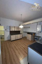 Na predaj: 3-izbový rodinný dom s veľkým pozemkom a rybníkom – len 6 km od Galanty!