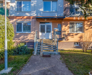 Krásny veľkometrážny zrekonštruovaný 2-izbový byt