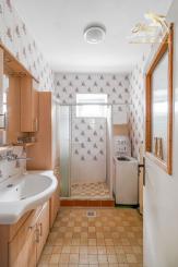 Na predaj 3-izbový rodinný dom v Ružinove - pôvodný stav, veľký potenciál plus BONUS