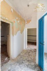 OBCHODNO - SKLADOVÝ PRIESTOR , kaviareň, potraviny alebo iné služby?