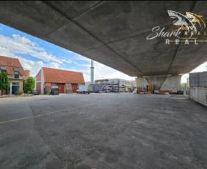 Skladový areál v priemyselnej oblasti v Nitre