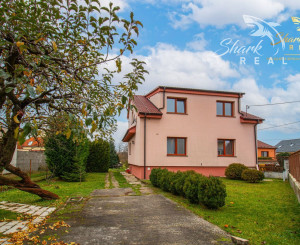 Dom s príjemnou atmosférou a atraktívnym pozemkom 1167m2
