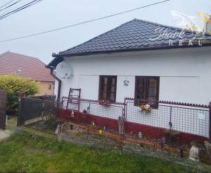 REZERVOVANÉ! Exkluzívna ponuka - romantický vidiecky dom na predaj