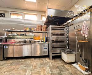 Chicken Mania – na predaj plne vybavená a fungujúca gastro prevádzka