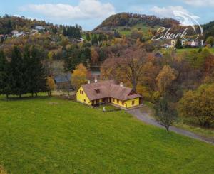 REZERVOVANÉ - Útulná chata usadená v krásnom prostredí Štiavnických vrchov