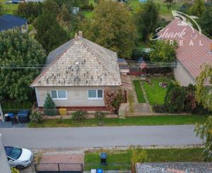 Rodinný dom s pekným pozemkom 