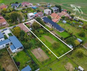 Rodinný dom s pekným pozemkom 