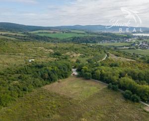 Exkluzívny investičný pozemok na Červenej Veži