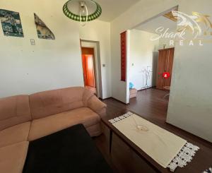 ZNÍŽENÁ CENA - Presvetlený 4 izbový rodinný dom s garážou